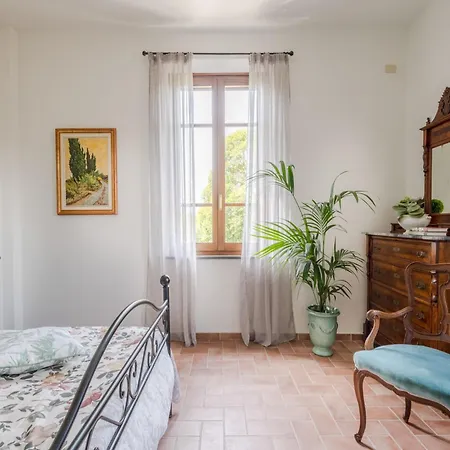 In Tuscany Near Pisa With Pool Villa