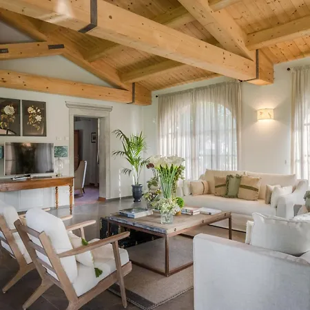 In Tuscany Near Pisa With Pool Orentano