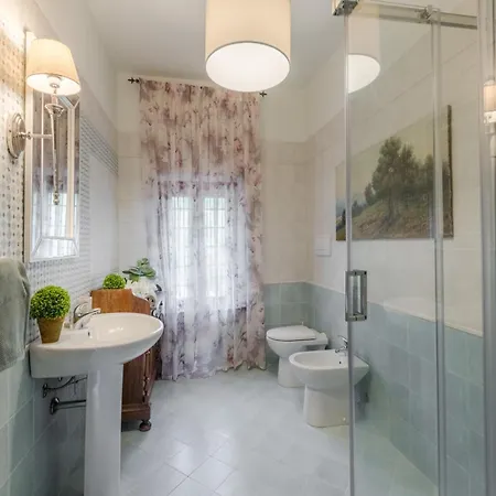 Villa In Tuscany Near Pisa With Pool Orentano