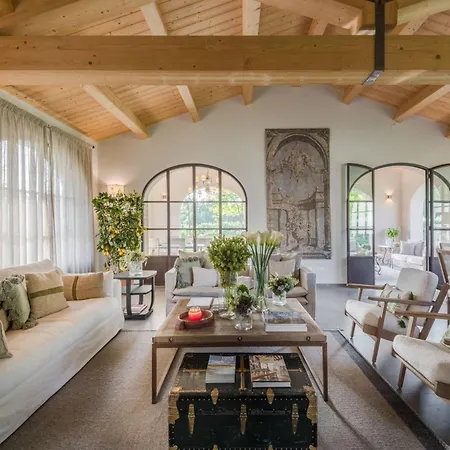 Villa In Tuscany Near Pisa With Pool