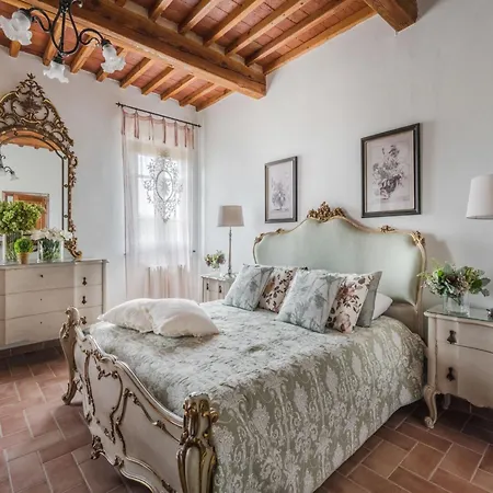 Villa In Tuscany Near Pisa With Pool