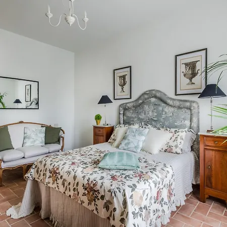 Villa In Tuscany Near Pisa With Pool *