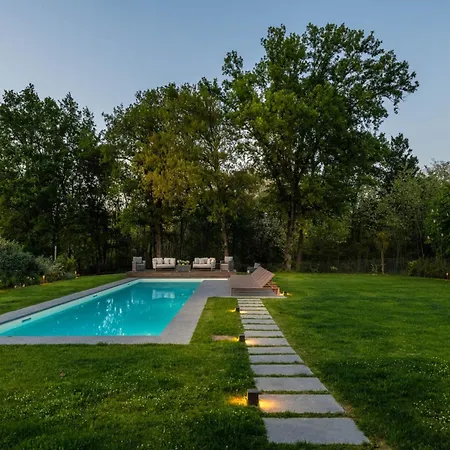 In Tuscany Near Pisa With Pool