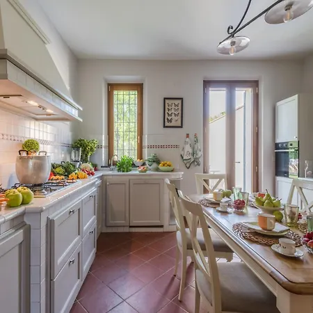 In Tuscany Near Pisa With Pool Villa *