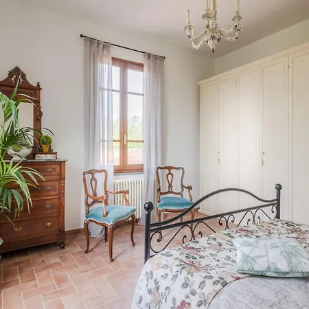 In Tuscany Near Pisa With Pool *