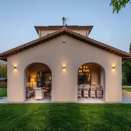 In Tuscany Near Pisa With Pool Villa