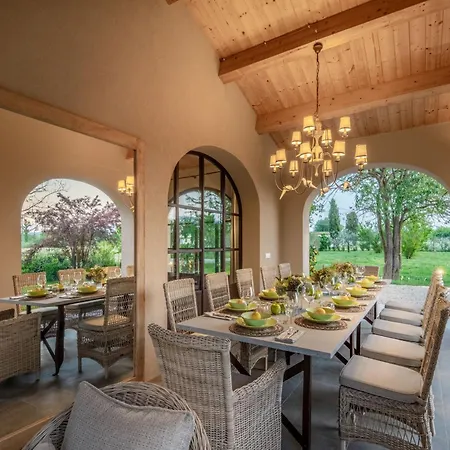 Villa In Tuscany Near Pisa With Pool