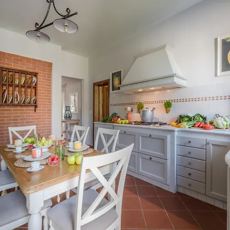 In Tuscany Near Pisa With Pool Villa Orentano